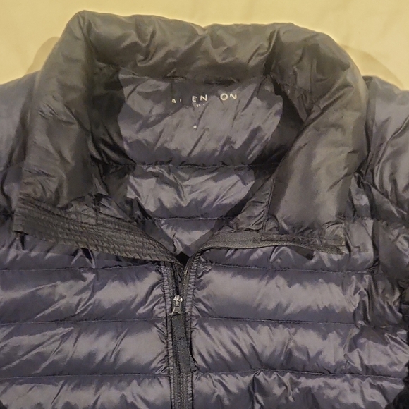 Men's Navy Blue Puffer Jacket - Picture 3 of 8
